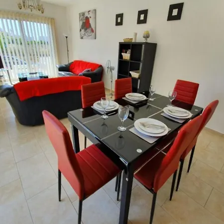 Vila Amy Paralimni